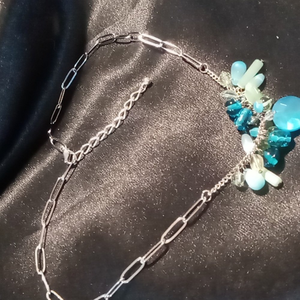 Beaded paperclip chain necklace 22 +2 in long